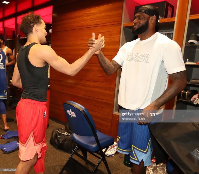 倒脚型边后 倒脚型边后